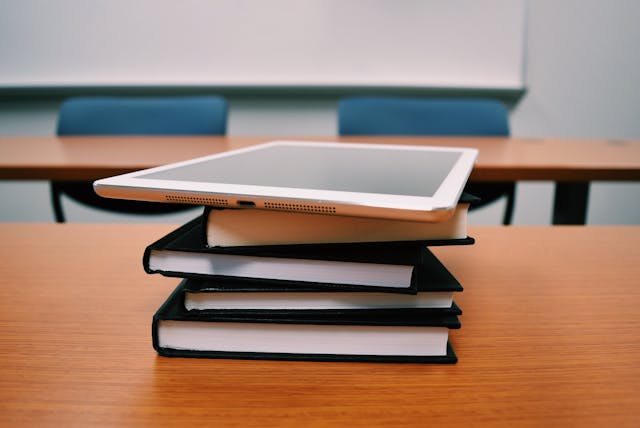 Speaking - Test 2 - Guide to IELTS